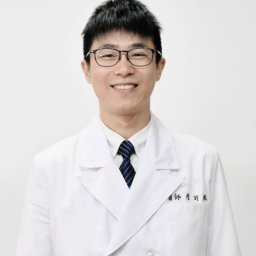 詹沂祐 講師